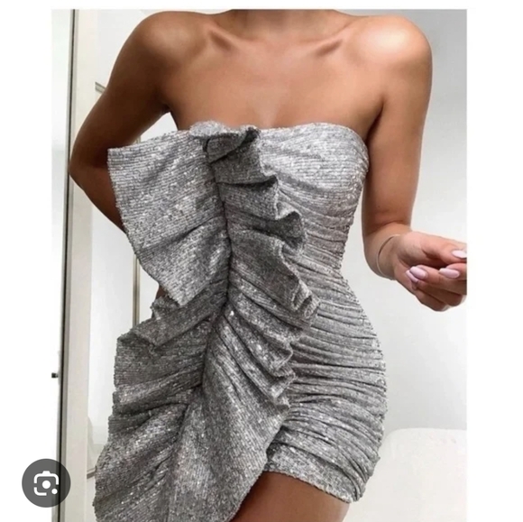 House of CB Dresses & Skirts - House Of CB London Sparkly Sequined Mini Dress Large Front Vertical Ruffles